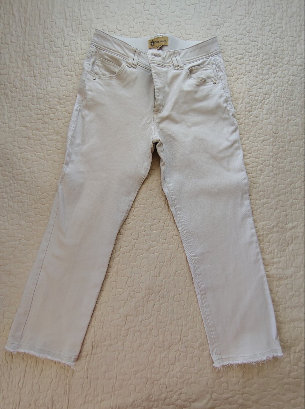 Title: Democracy "Ab"solution Raw Hem Straight Jeans Off-White Size 12